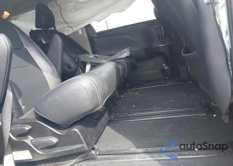 2018 Toyota Sienna Se Premium 8 Passenger from USA, damaged, VIN 5TDXZ3DC0JS917612